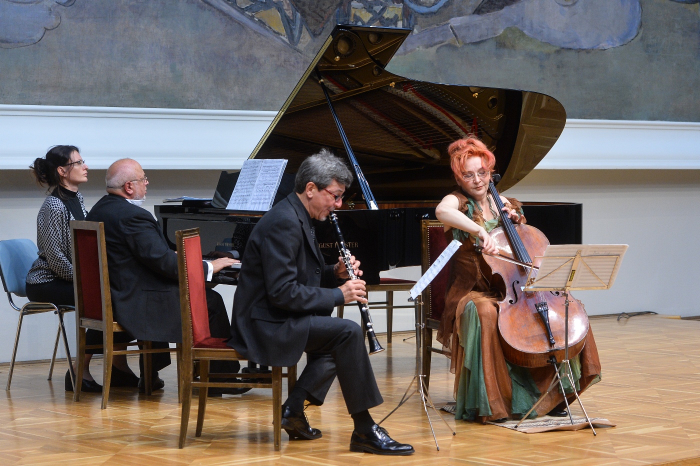 Abschlusskonzert des Projekts „Musik ohne Grenzen. Russland – Italien“ im Saal der weißen Säule des Jussupow-Palastes in Sankt Petersburg