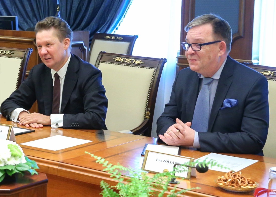 Gazprom und FIFA besprachen Zusammenarbeit bei der Vorbereitung auf den FIFA Confederations Cup 2017 und die FIFA Fußball-Weltmeisterschaft 2018