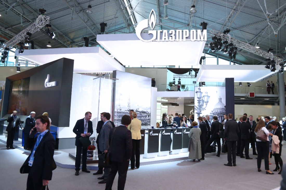 Stand der Gazprom auf dem Petersburger internationalen Wirtschaftsforum 2015