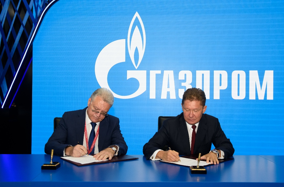 Alexey Miller und Yan Novikov, Vorstandsvorsitzender und Generaldirektor des Konzerns Almaz-Antey, unterzeichneten im Rahmen des Petersburger Internationalen Wirtschaftsforums 2019 ein Memorandum of Understanding