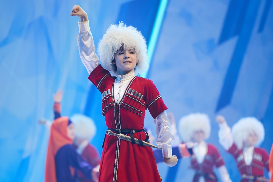 Tanzensemble „TARKI-TAU“