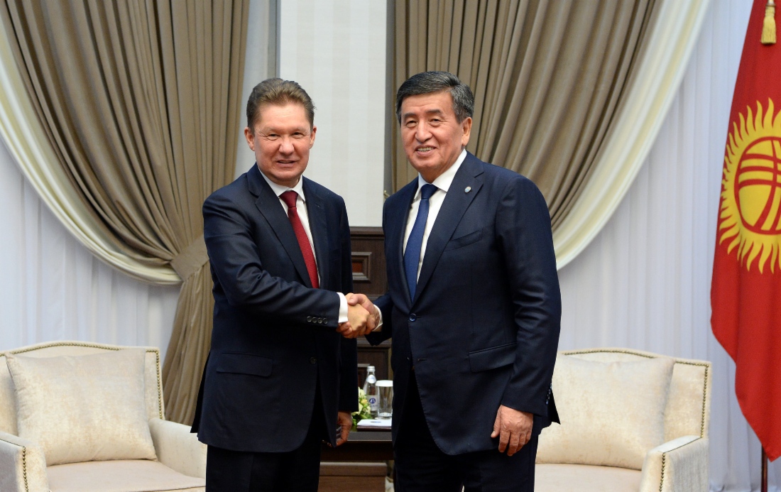 Arbeitstreffen zwischen Alexey Miller und dem Präsidenten der Kirgisischen Republik, Sooronbay Jeenbekov, in Bischkek