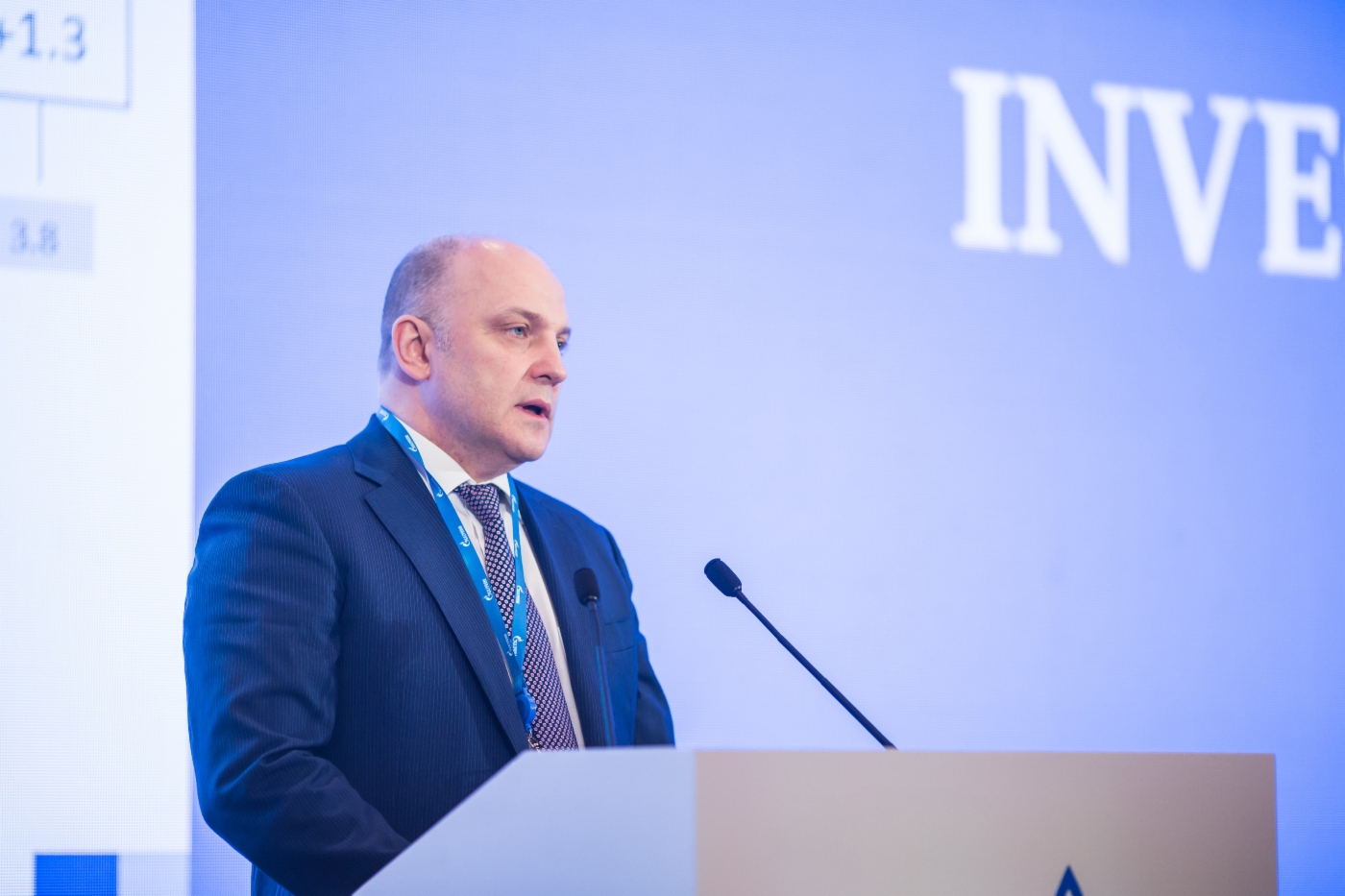 Oleg Aksyutin am Investorentag in Singapur