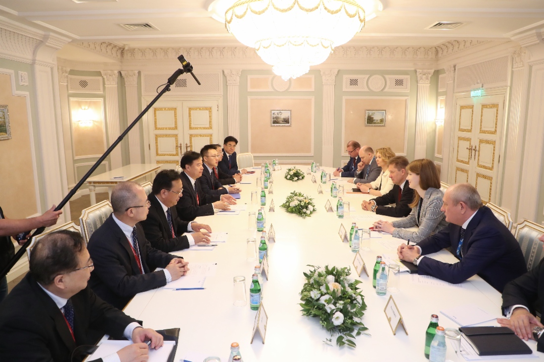 Arbeitstreffen zwischen Alexey Miller und dem Verwaltungsratsvorsitzenden der CNPC, Wang Yilin, im Rahmen des Petersburger Internationalen Wirtschaftsforums 2019
