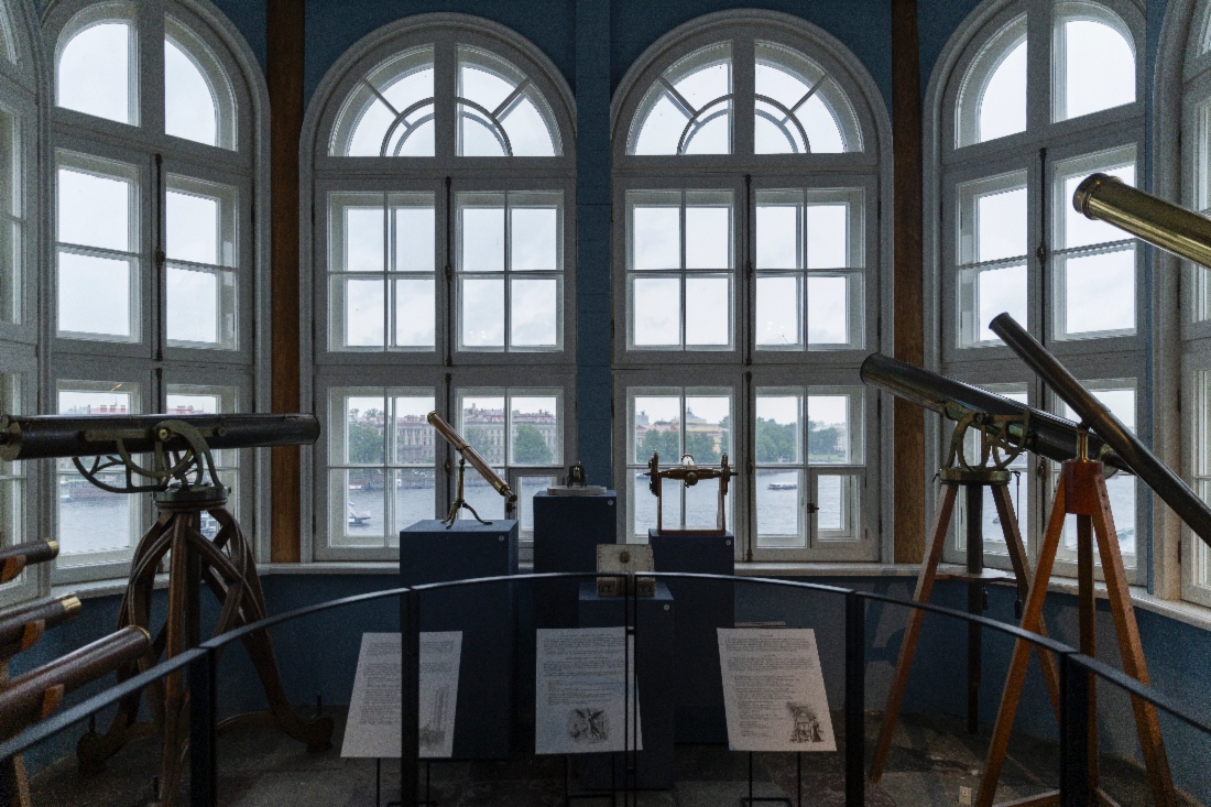 Obere Stockwerke des Turms des Wissens wurden nach umfassender Neugestaltung von Ausstellungen der Kunstkammer mit Gazprom-Unterstützung eröffnet