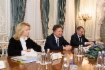 Arbeitstreffen zwischen Alexey Miller, dem außerordentlichen und bevollmächtigten Botschafter der Republik Belarus in der Russischen Föderation, Vladimir Semashko, und dem Energieminister von Belarus, Viktor Karankevich, in Sankt Petersburg