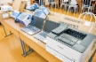 Geschenkte Computergeräte und Zubehör für die Internatsschule in Machatschkala