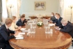Arbeitstreffen von Alexey Miller mit dem außerordentlichen und bevollmächtigten Botschafter der Republik Belarus in der Russischen Föderation, Dmitry Krutoy, und dem belarussischen Energieminister, Viktor Karankevich, in Sankt Petersburg