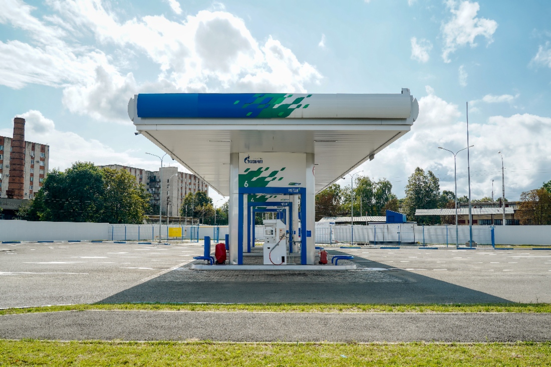Gazprom nimmt Gasbetankungsanlagen in fünf russischen Regionen in Betrieb