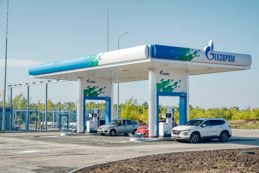 Gazprom nimmt Gasbetankungsanlagen in fünf russischen Regionen in Betrieb