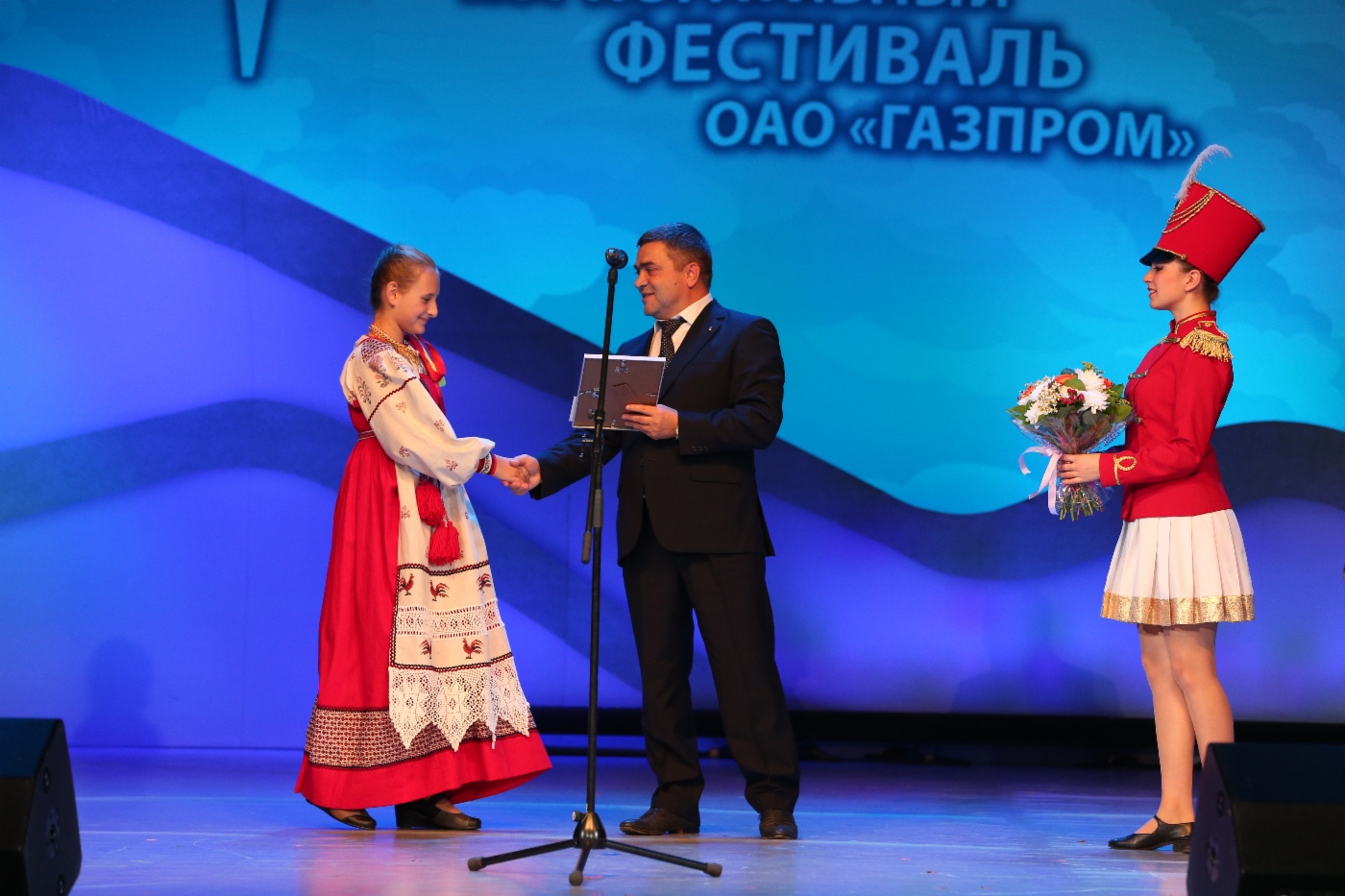 Anatoly Kapchelya und Polina Shmiel (OOO Gazprom Transgaz Saratov), Spezialpreis des Festivals