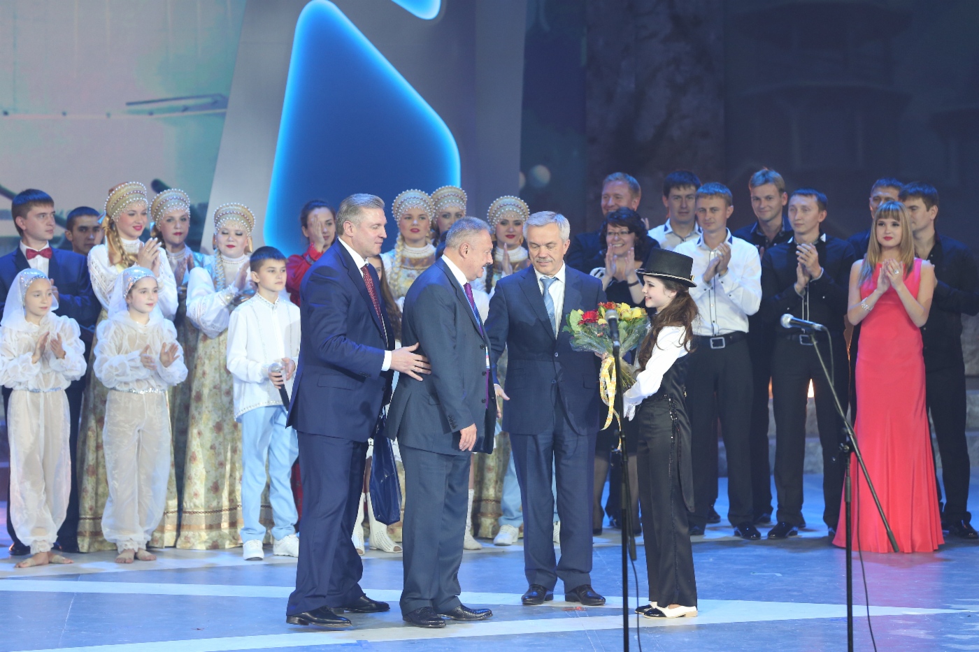 Der Grand Prix in der Gruppe 11 bis 16 Jahre fiel Zilya Vafina (OOO Gazprom Transgaz Kazan) zu