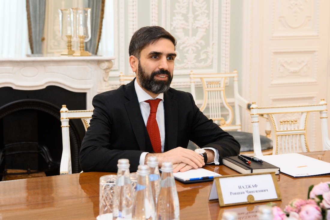 Arbeitstreffen zwischen Alexey Miller und dem Präsidenten der State Oil Company of the Azerbaijan Republic (SOCAR), Rovshan Najaf