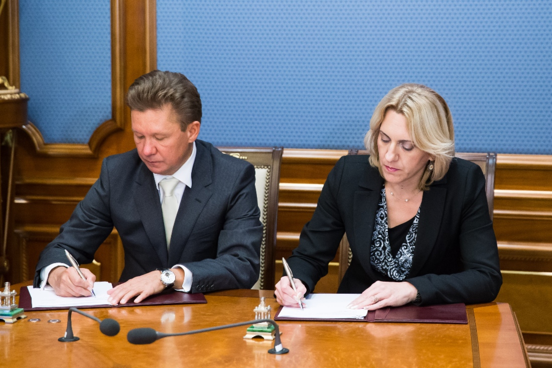 Alexey Miller und Zeljka Cvijanovic, Premierminister der Republika Srpska, unterschrieben die Hauptkonditionen der Gaslieferung in die Republika Srpska