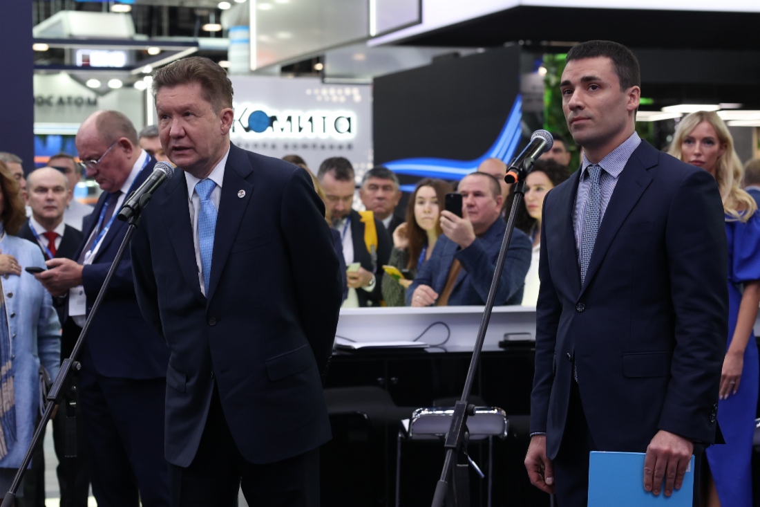 Alexey Miller und Alexey Kakhidze, Aufsichtsratsvorsitzender der Gazprom LNG Technologies