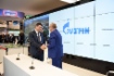 Im Rahmen des VII. Petersburger Internationalen Gasforums unterzeichneten der Direktor für strategische Entwicklung der MashTEK, Sergey Raichuk, und Vitaly Markelov einen langfristigen Vertrag zur Serienfertigung, Lieferung, technischen Wartung und Instandsetzung importsubstituierender Produkte gegen künftige garantierte Anschaffungsmengen