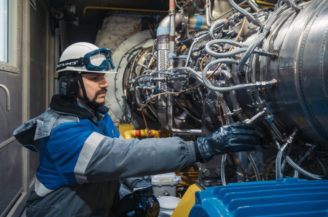 Wartung einer Vorverdichteranlage im unterirdischen Gasspeicher Kaliningradskoje