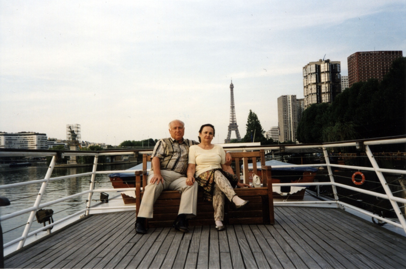 Viktor und Valentina in Paris