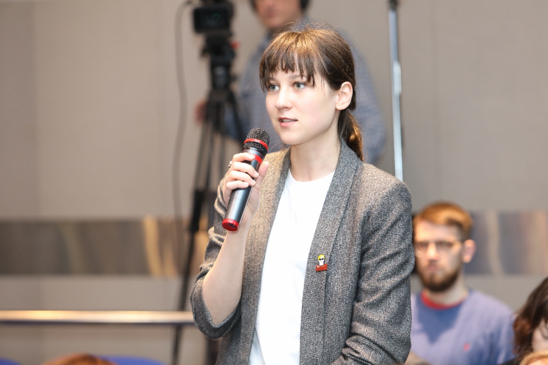 Im Vorfeld der Jahreshauptversammlung der Aktionäre der PAO Gazprom fand in Moskau die Pressekonferenz „Gazprom-Strategie in der Elektroenergiewirtschaft“ statt, unter Teilnahme von Denis Fyodorov, Verwaltungsleiter der PАО Gazprom und Generaldirektor der Gazprom Energoholding