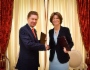 Alexey Miller und die CEO der ENGIE SA, Isabelle Kocher, unterzeichneten ein Memorandum of Understanding