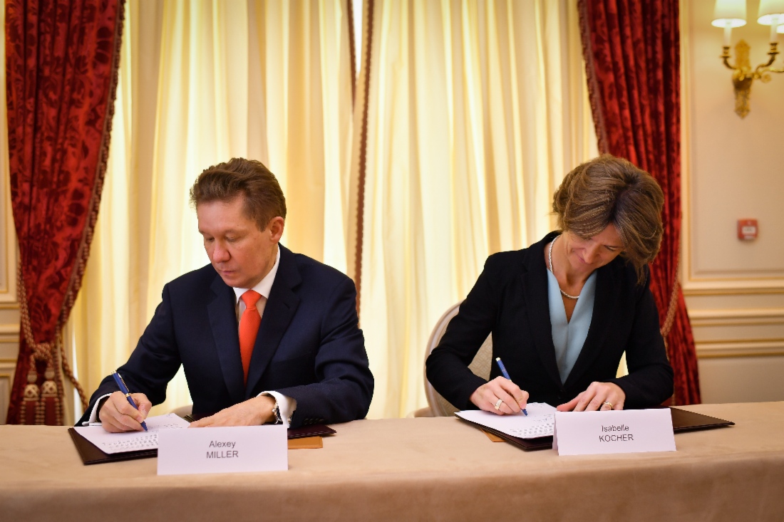 Alexey Miller und die CEO der ENGIE SA, Isabelle Kocher, unterzeichneten ein Memorandum of Understanding