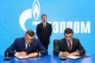 Alexey Kakhidze, Aufsichtsratsvorsitzender der Gazprom LNG Technologies, und Valery Limarenko, amtierender Gouverneur des Verwaltungsgebietes Sachalin, unterzeichneten im Rahmen des Petersburger Internationalen Wirtschaftsforums 2019 eine Vereinbarung über die Entwicklung des Marktes für Herstellung und Nutzung von verflüssigtem Erdgas