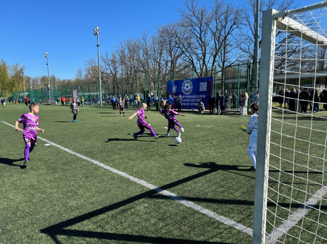 Binnen drei Spieltagen kämpften zehn- und elfjährige Fußballspieler um den Sieg